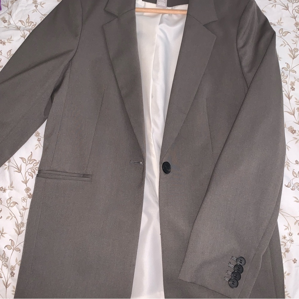 NWOT Olive H&M Oversized Blazer - Picture 2 of 2